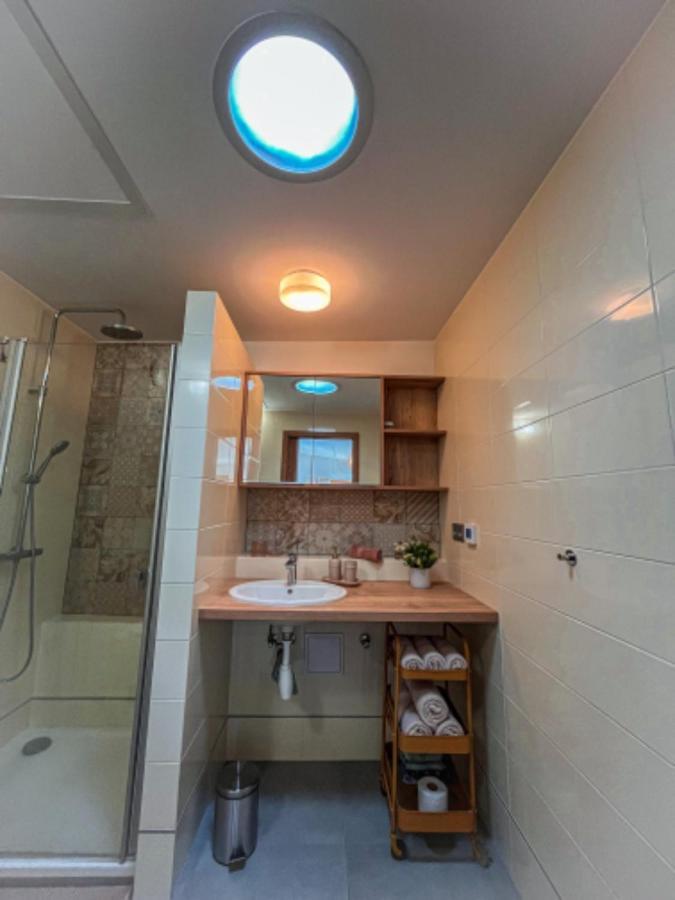 Apartman Niklan Roznov pod Radhostem Bagian luar foto