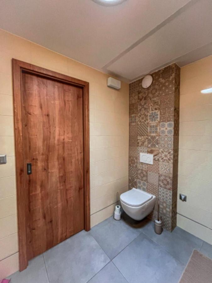 Apartman Niklan Roznov pod Radhostem Bagian luar foto