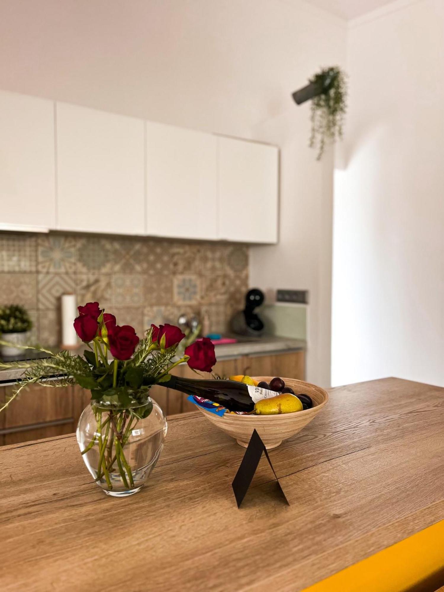 Apartman Niklan Roznov pod Radhostem Bagian luar foto