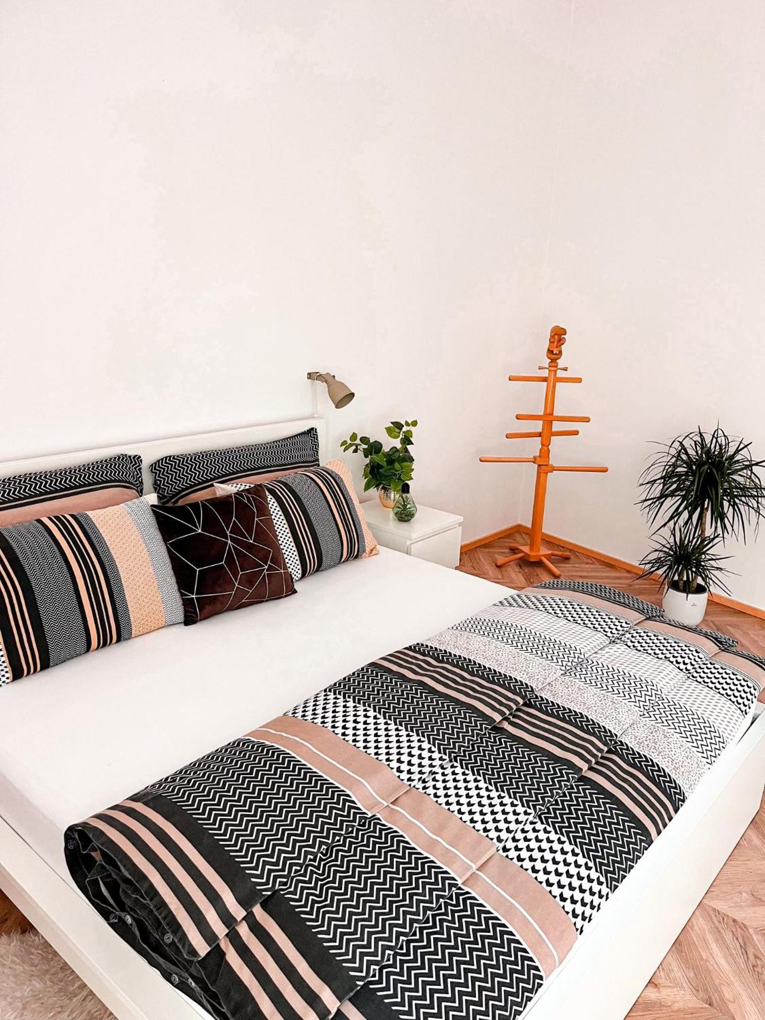 Apartman Niklan Roznov pod Radhostem Bagian luar foto