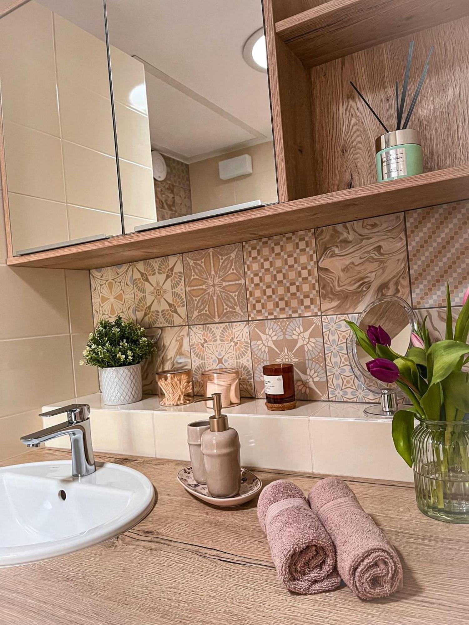 Apartman Niklan Roznov pod Radhostem Bagian luar foto