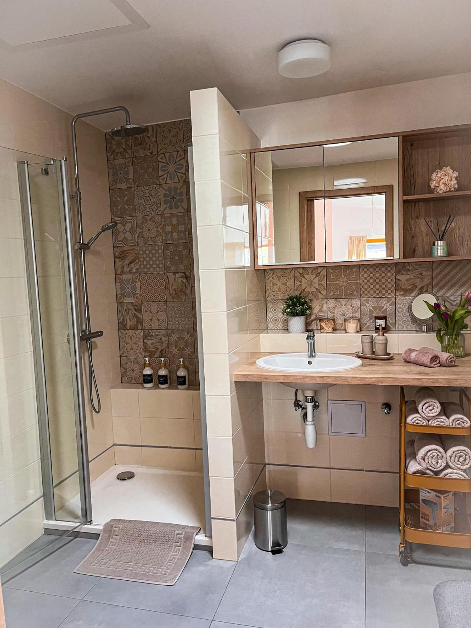 Apartman Niklan Roznov pod Radhostem Bagian luar foto